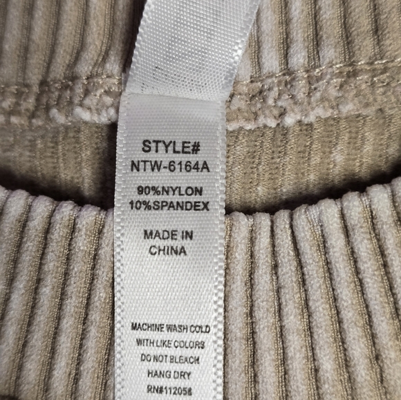 #0519 L/XL NEW ZENANA Lt Caramel Stone Wash Ribbd Brami Semi Crop Fits 38A-40DD - Picture 5 of 12